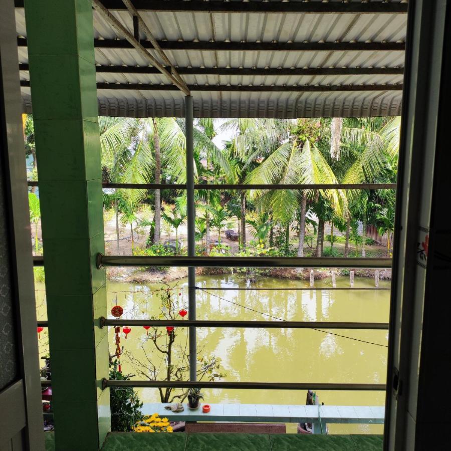 Khach San 20 Hotell Chau Doc Exteriör bild